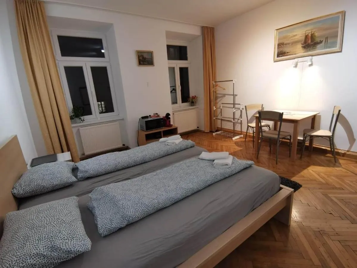 Apartman Center Of The Veinna - Room Bécs